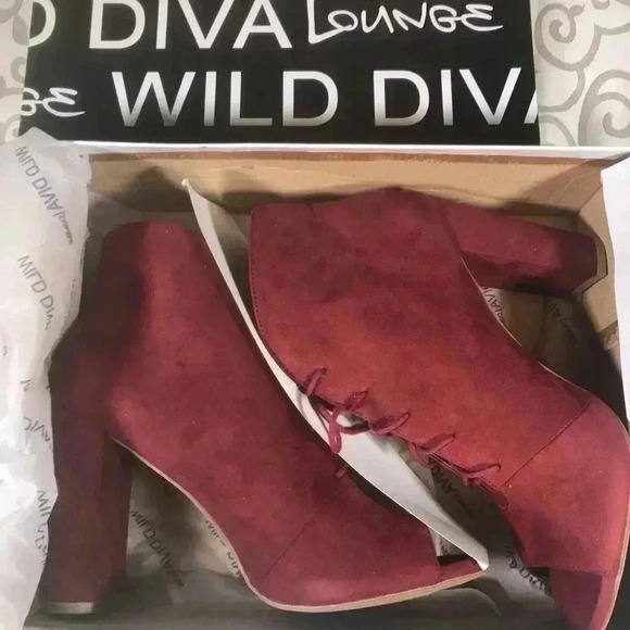 NIB!Wild Diva-Burgundy lace up heels peekaboo boots/Sandals Size 9 - Picture 2 of 9